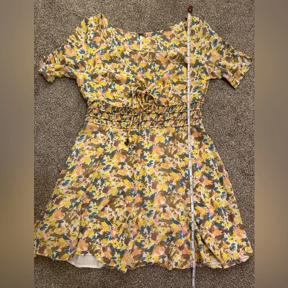 Free People Forget Me Knot yellow floral tie front V neck minidress women’s Sz 8 - Picture 11 of 14